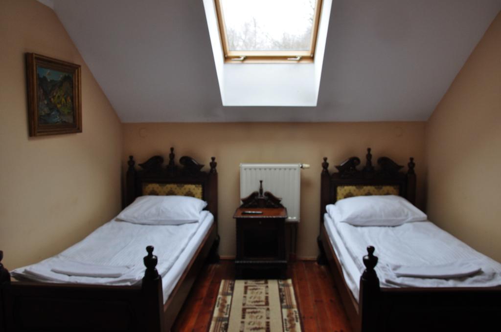 Ostoya Inn & Granary Jasionka Phòng bức ảnh