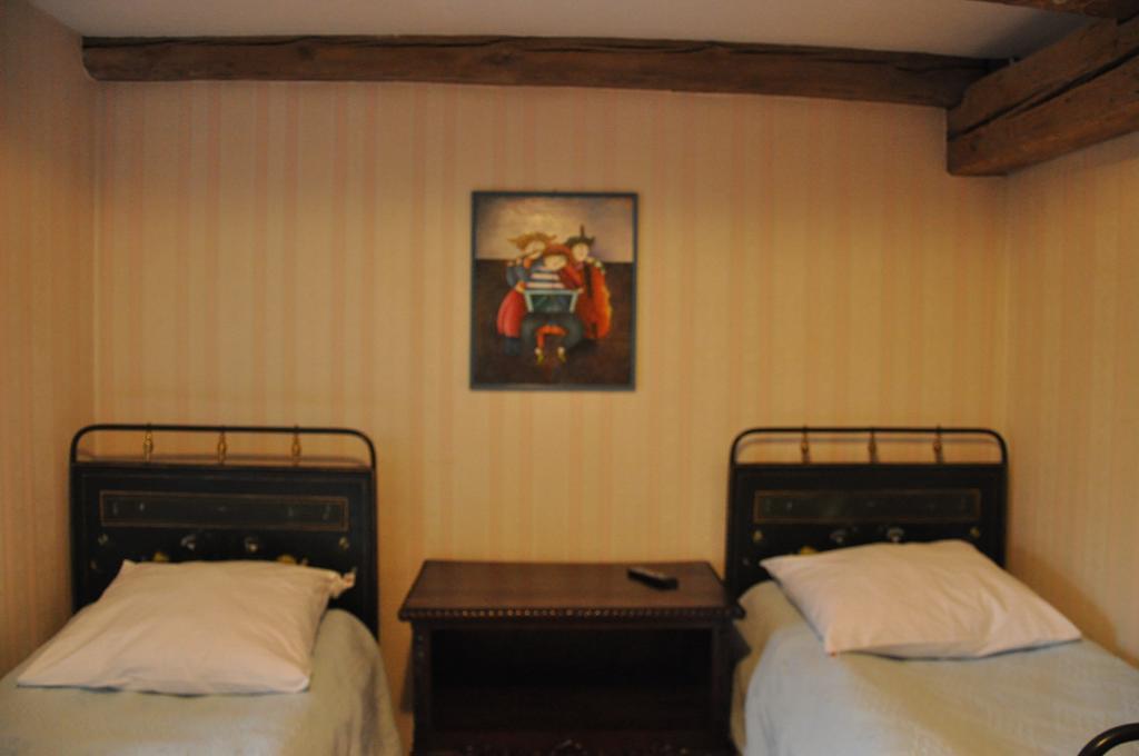 Ostoya Inn & Granary Jasionka Phòng bức ảnh