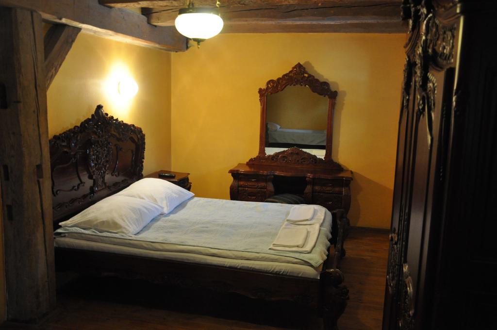 Ostoya Inn & Granary Jasionka Phòng bức ảnh