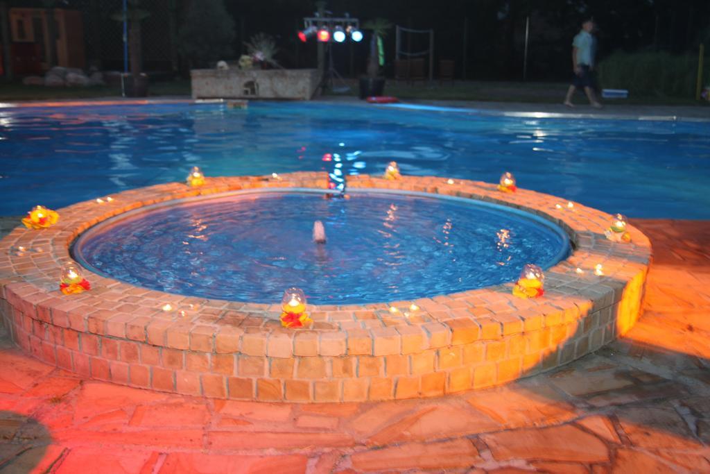 Ostoya Inn & Granary Jasionka Ngoại thất bức ảnh