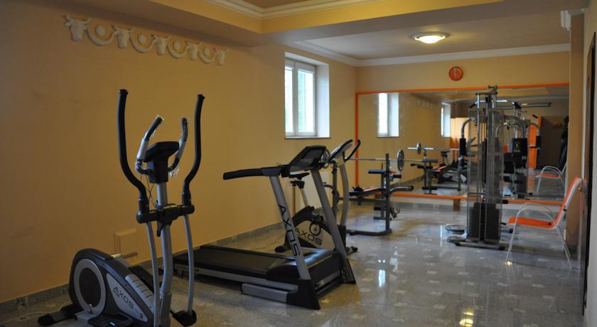 Ostoya Inn & Granary Jasionka Ngoại thất bức ảnh